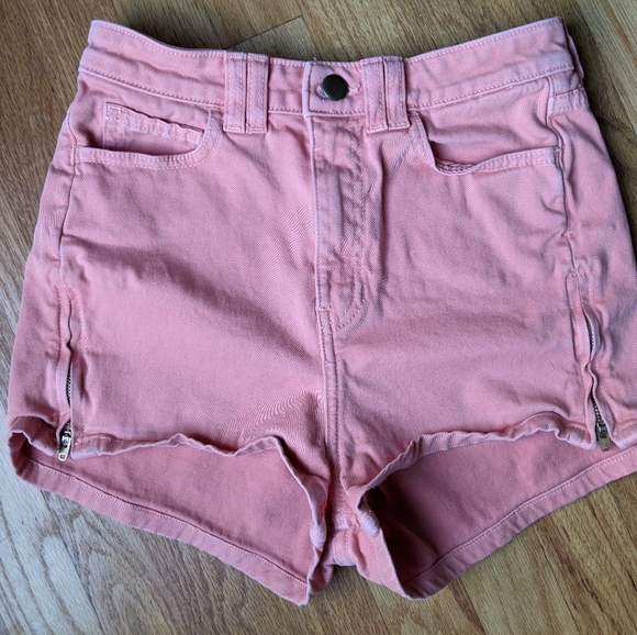 American Apparel High-waisted Shorts - Picture 2 of 6